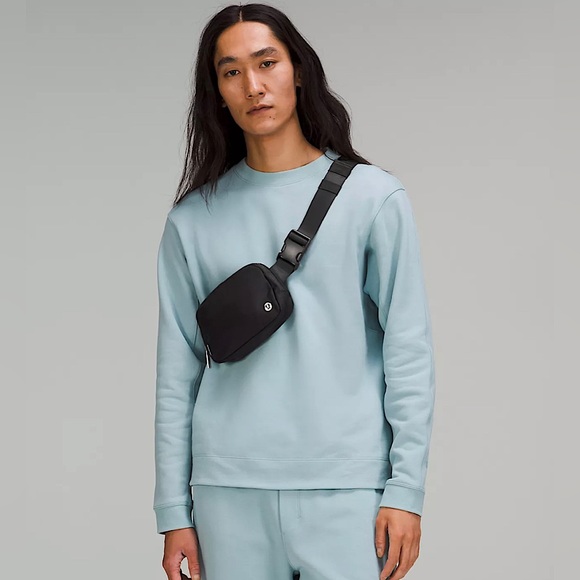 Lululemon Everywhere Belt Bag 1L water repellent NWT - Picture 2 of 6